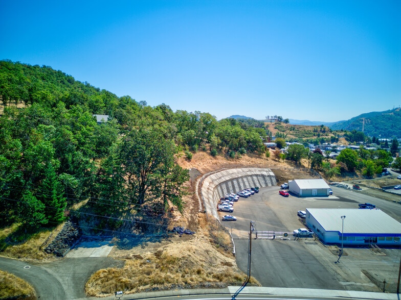 More Photos Of 797 NE Garden Valley Blvd, Roseburg Land For Sale