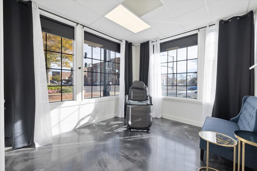 More Photos Of 204 S Durbin St, Casper Flex For Lease