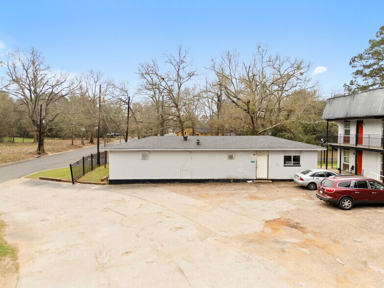 More Photos Of 429 Johnson St, Longview Apartments For Sale