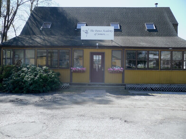More Photos Of 596 Main St, Somers Freestanding For Sale