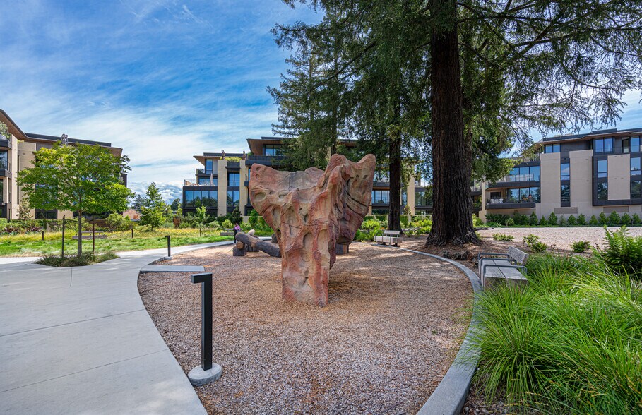 More Photos Of 164 Healdsburg Ave, Healdsburg General Retail For Lease