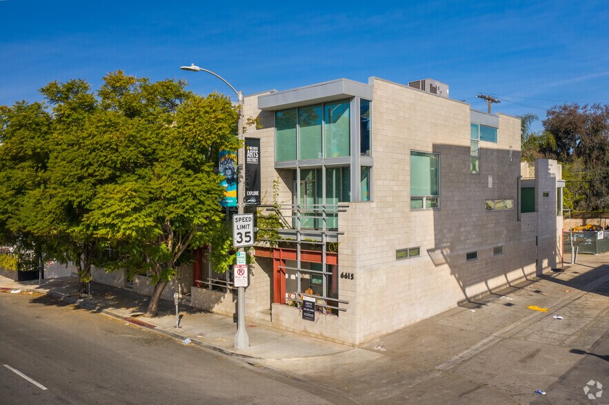 Primary Photo Of 6615-6621 Melrose Ave, Los Angeles Loft Creative Space For Lease