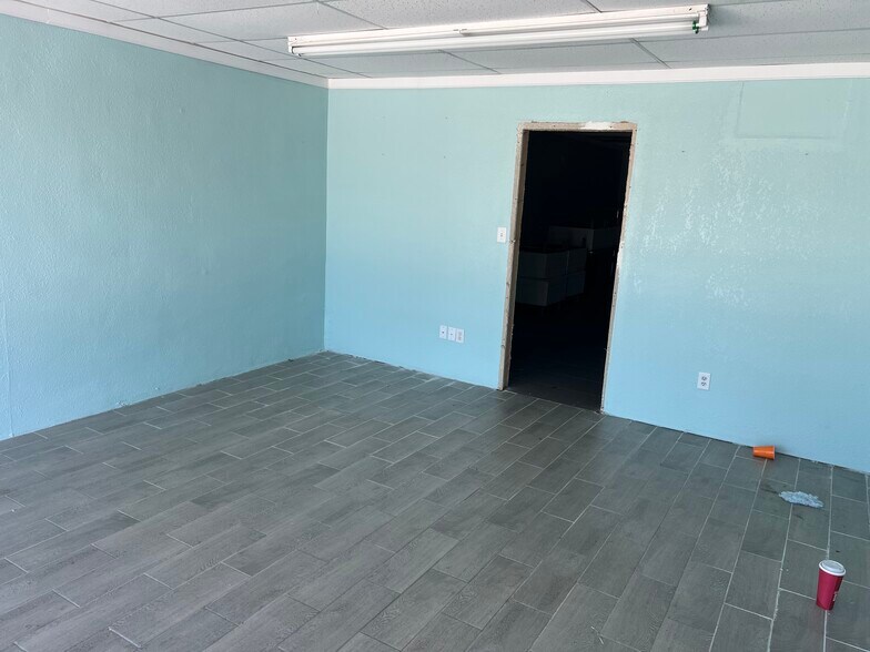 More Photos Of 1446 Gulf To Bay Blvd, Clearwater Storefront Retail Office For Sale
