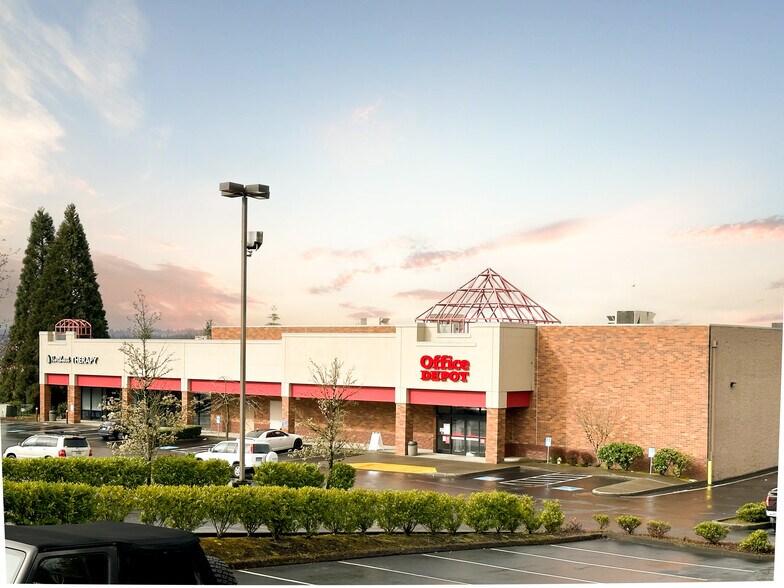 More Photos Of 12115-12117 SE Stevens Rd, Portland Unknown For Lease