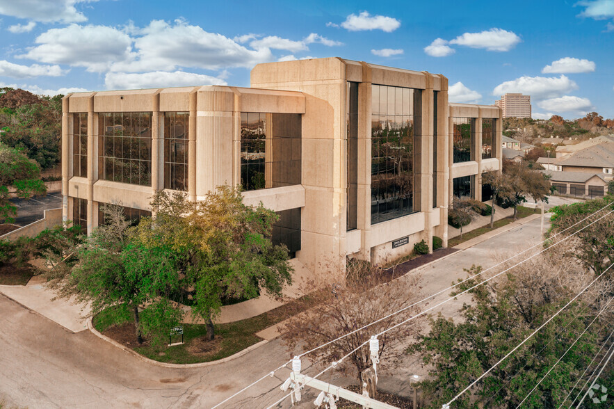 Primary Photo Of 7551 Callaghan Rd, San Antonio Office For Lease