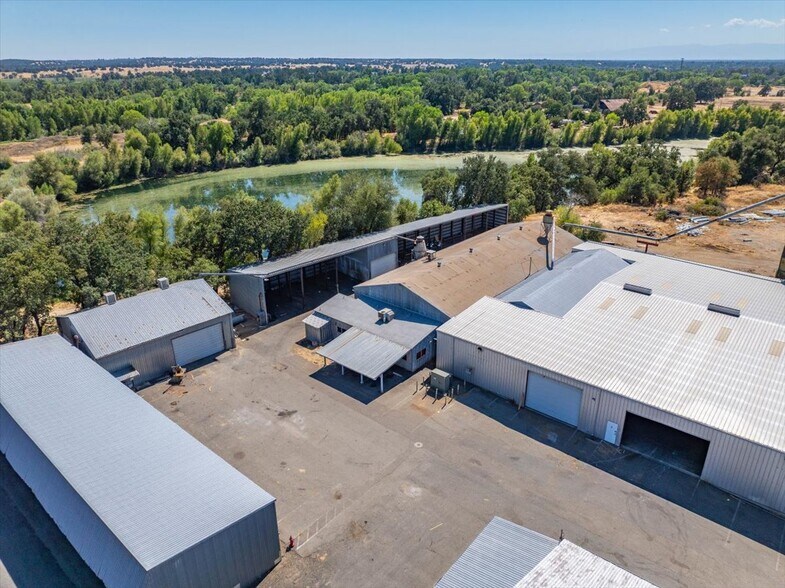 More Photos Of 3308 Cyclone Ct, Cottonwood Warehouse For Lease