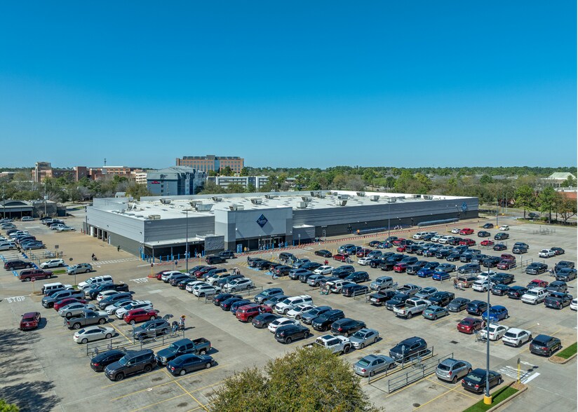 More Photos Of 7502-7950 W FM-1960, Houston Unknown For Lease