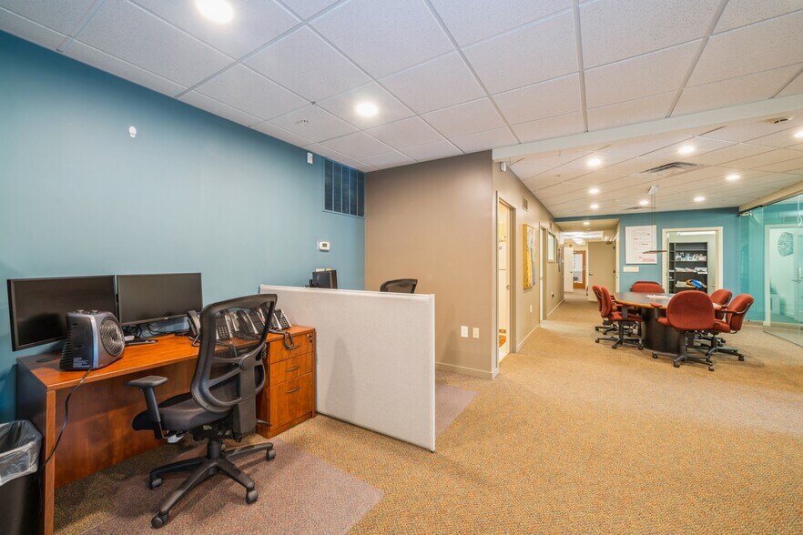 More Photos Of 54 Friends Ln, Newtown Office For Sale