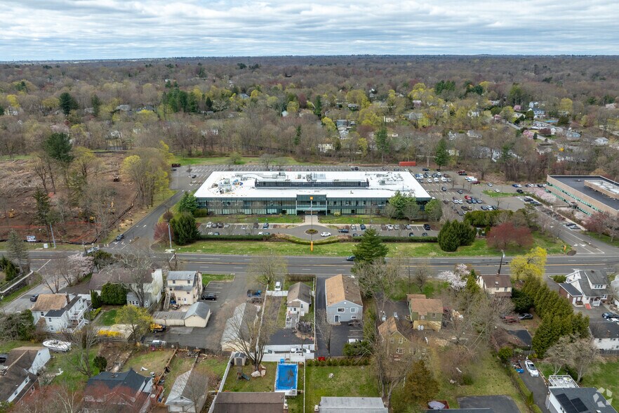 More Photos Of 260 Long Ridge Rd, Stamford Medical For Lease
