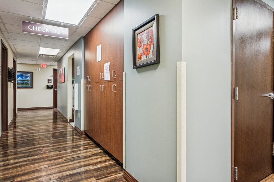 More Photos Of 4612 N Habana Ave, Tampa Medical For Sale