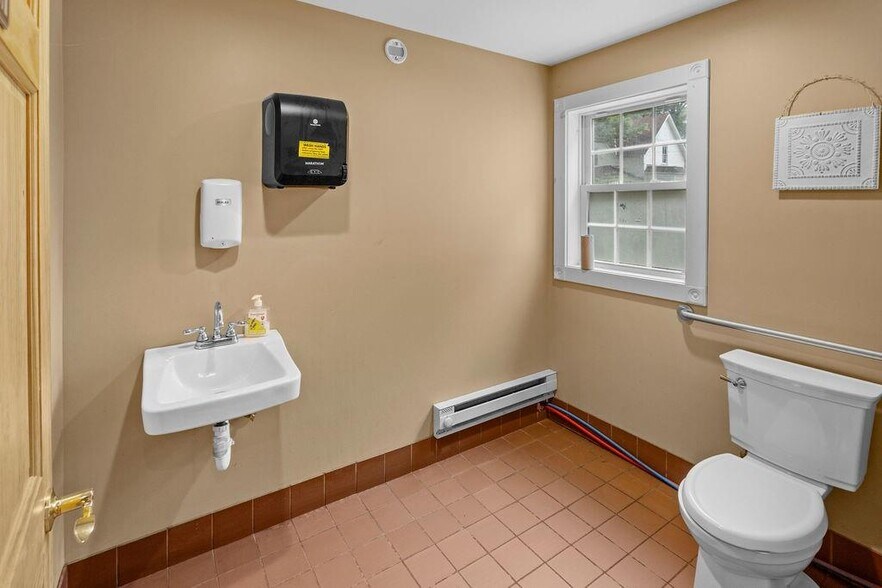 More Photos Of 46 Depot St, Fleischmanns Restaurant For Sale