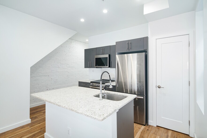 More Photos Of 1247 S 53rd St, Philadelphia Apartments For Sale