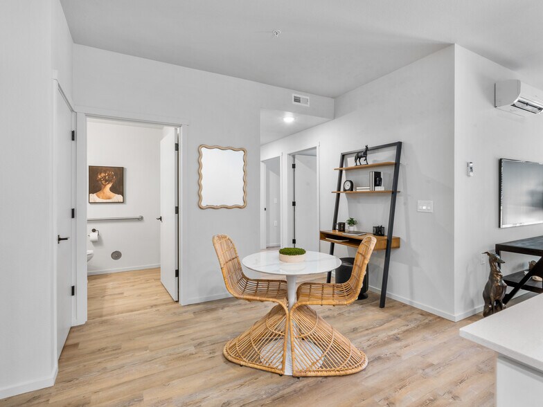 More Photos Of 4202 NE Morrow Rd, Vancouver Apartments For Sale