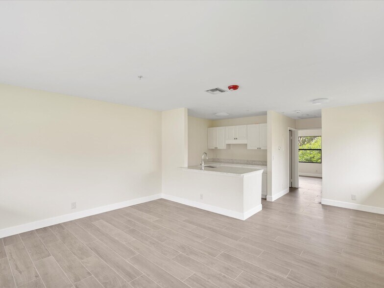 More Photos Of 4177 S Congress Ave, Palm Springs Assisted Living For Sale