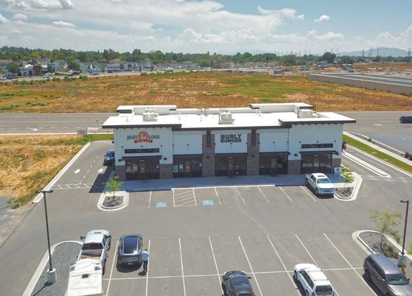 More Photos Of 2970 W 4000 South, West Haven Storefront For Lease