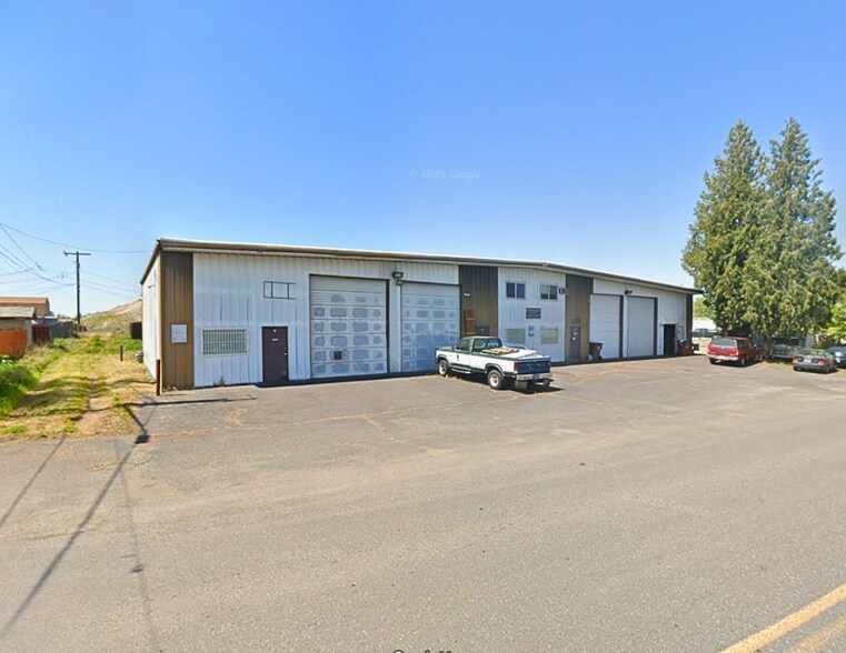 More Photos Of 4817 N Freya St, Spokane Service For Sale