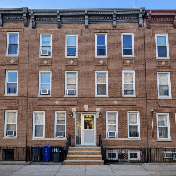 Primary Photo Of 7220 67th St, Flushing Apartments For Sale