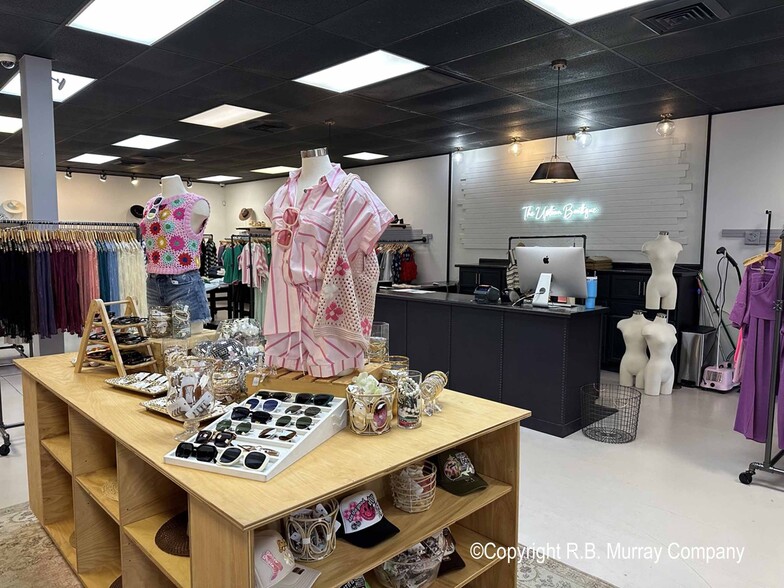 More Photos Of 1324-1326 E. Battlefield, Springfield General Retail For Lease