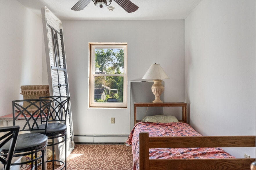 More Photos Of 552 Main St, Apalachin General Retail For Sale