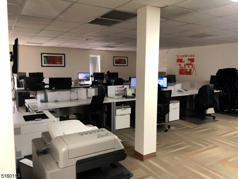 More Photos Of 1260 Bloomfield Ave, Fairfield Office For Lease