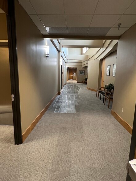 More Photos Of 3101 Lake St, Lake Charles Medical For Lease
