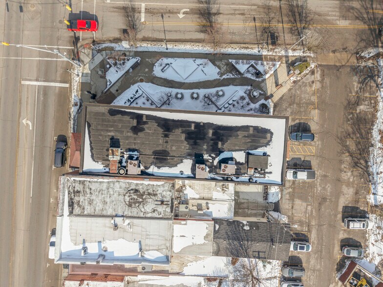 More Photos Of 107 S Main St, Almont Restaurant For Lease