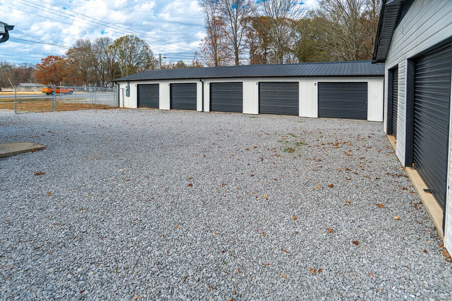 More Photos Of 9582 Heart of Dixie hwy, Arab Self Storage For Sale