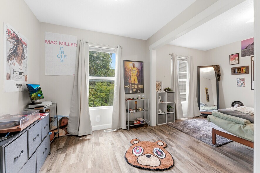 More Photos Of 409 McLane Avenue, Morgantown Apartments For Sale
