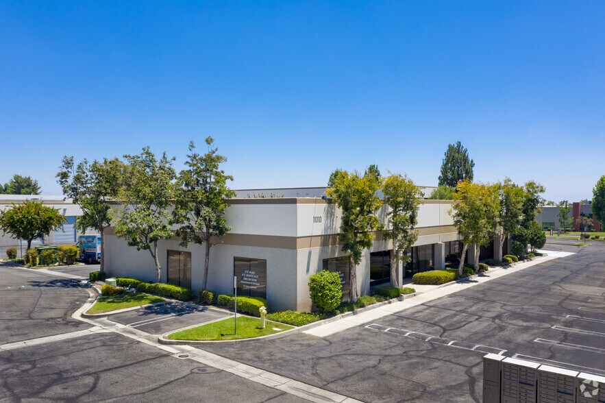More Photos Of 8459 White Oak Ave, Rancho Cucamonga Unknown For Lease