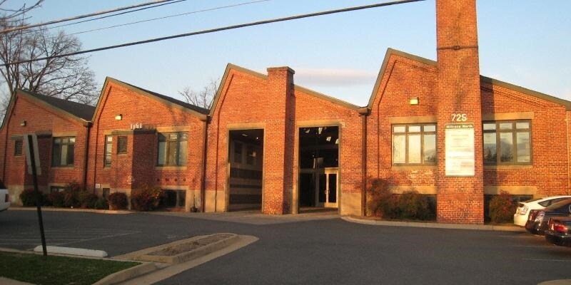 More Photos Of 725 Jackson St, Fredericksburg Office For Lease