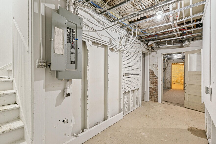 More Photos Of 1557 Ogden St, Denver Office Residential For Sale