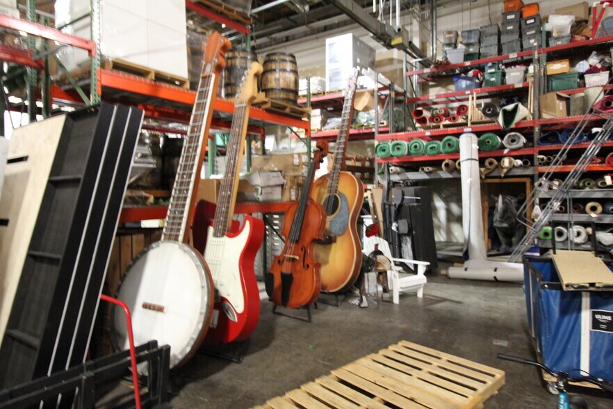 More Photos Of 191-195 Polk Ave, Nashville Distribution For Sale