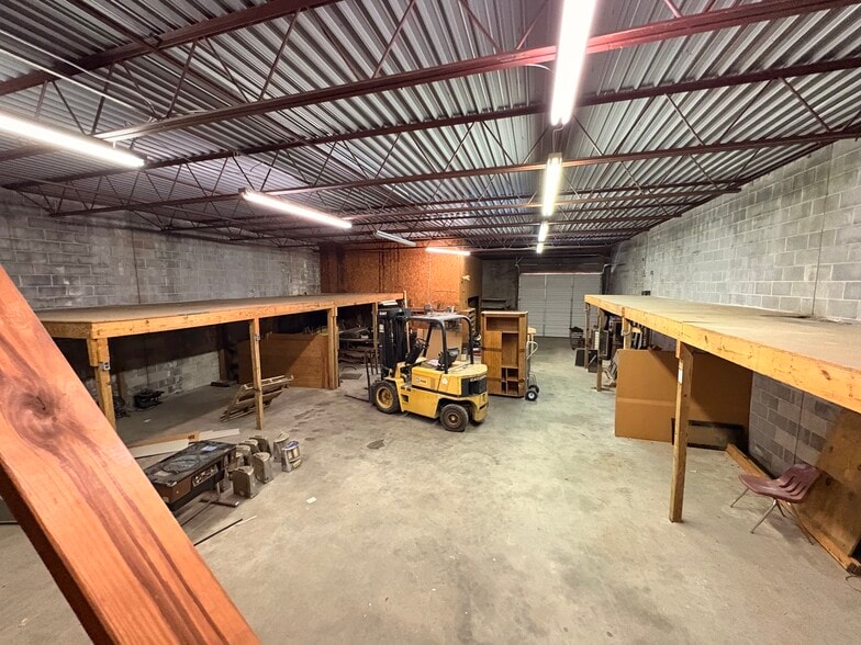 More Photos Of 1836 Gum Branch Rd, Jacksonville Office For Lease