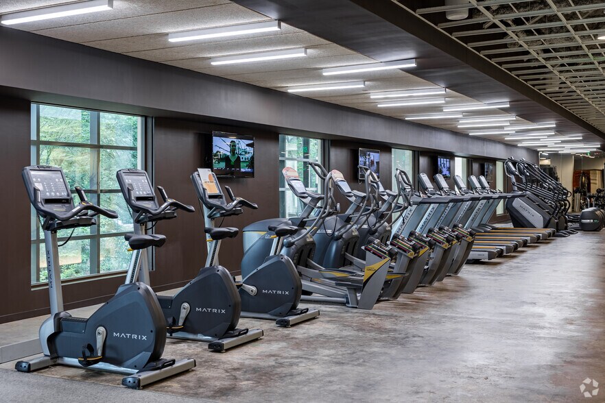 More Photos Of 600 Peachtree St NE, Atlanta Office For Lease