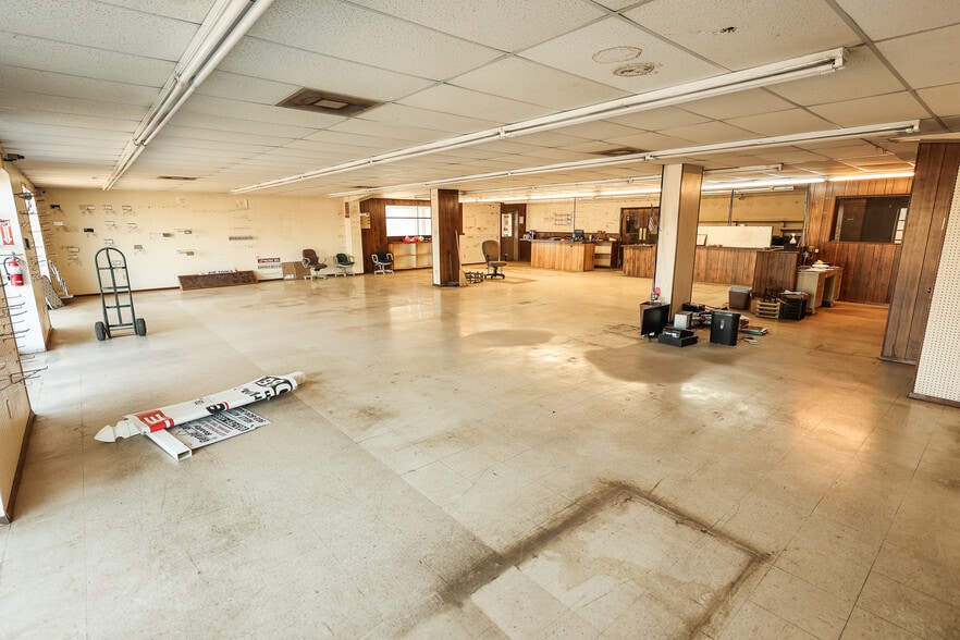 More Photos Of 5105 W Loop 281 S, Longview Industrial For Sale