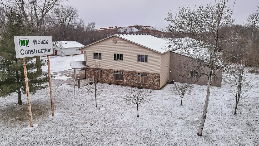 More Photos Of 6225 Lark Rd NW, Sauk Rapids Warehouse For Lease