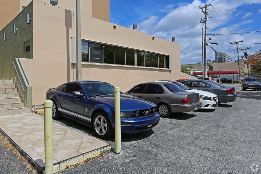 More Photos Of 3400 Coral Way, Coral Gables Medical For Lease