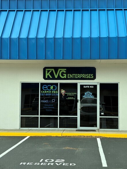 More Photos Of 1224 Executive Blvd, Chesapeake Showroom For Sale