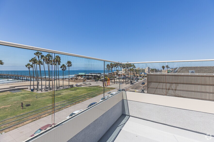 More Photos Of 951 Seacoast Dr, Imperial Beach Restaurant For Lease