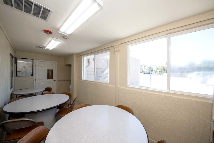 More Photos Of 1555 W Commonwealth Ave, Fullerton Office For Lease