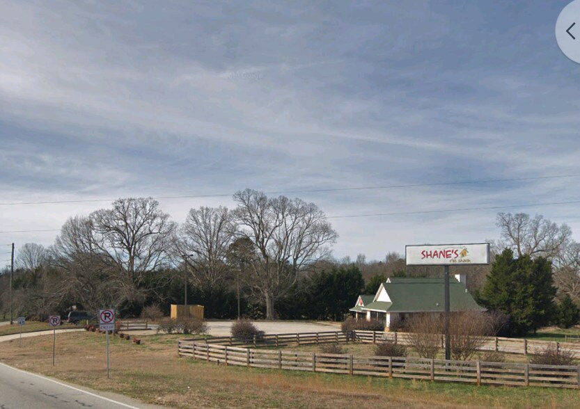 More Photos Of 386 Highway 82 S, Jefferson Restaurant For Sale