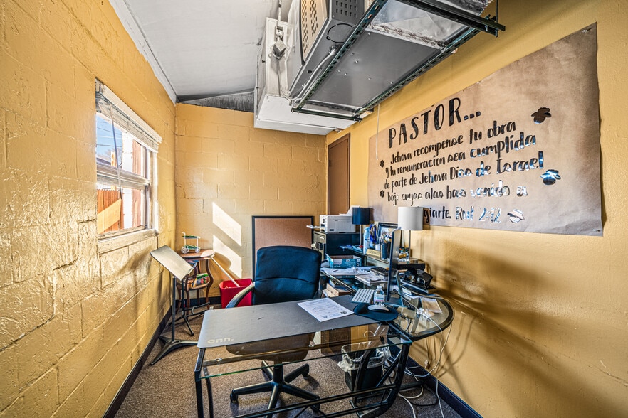 More Photos Of 1021 W 11th St, Pueblo Specialty For Sale