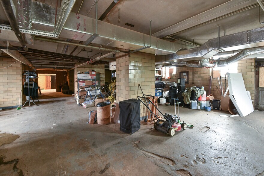 More Photos Of 4403 St Clair Ave, Cleveland Coworking Space