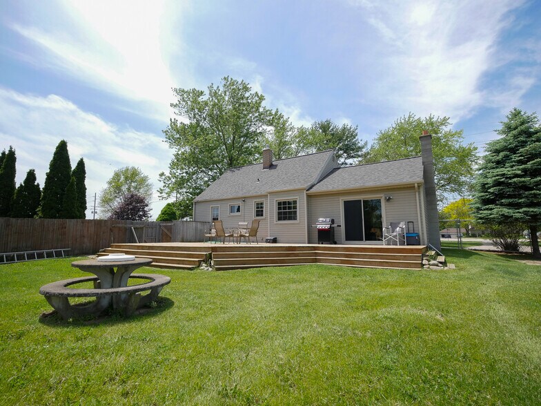More Photos Of 75600 Van Dyke Rd, Bruce Twp Specialty For Sale
