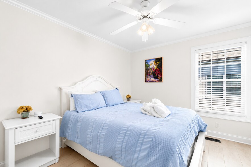 More Photos Of 4620 Surf St, North Myrtle Beach Apartments For Sale