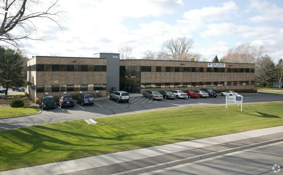 More Photos Of 8085 Wayzata Blvd, Minneapolis Office For Lease