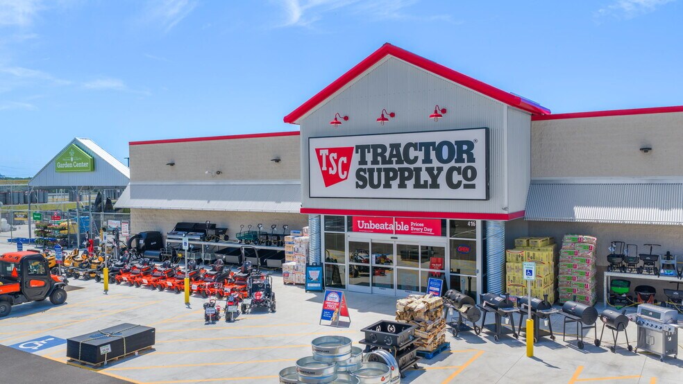 More Photos Of 416 E Fir Rd, Carthage General Retail For Sale