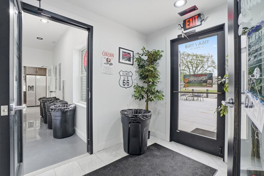 More Photos Of 116-118 S Water St, Wilmington Storefront Retail Office For Sale