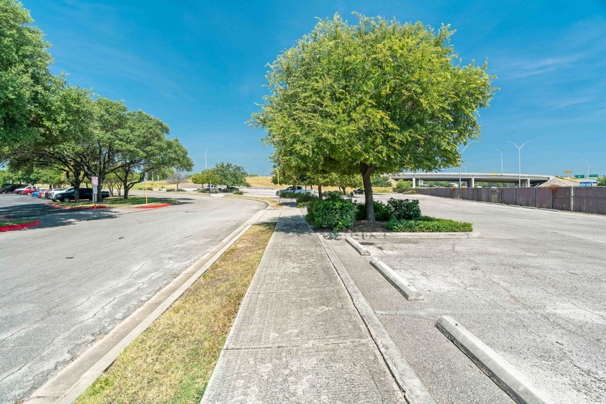 10501 Heritage Blvd, San Antonio, TX 78216 Land For Lease
