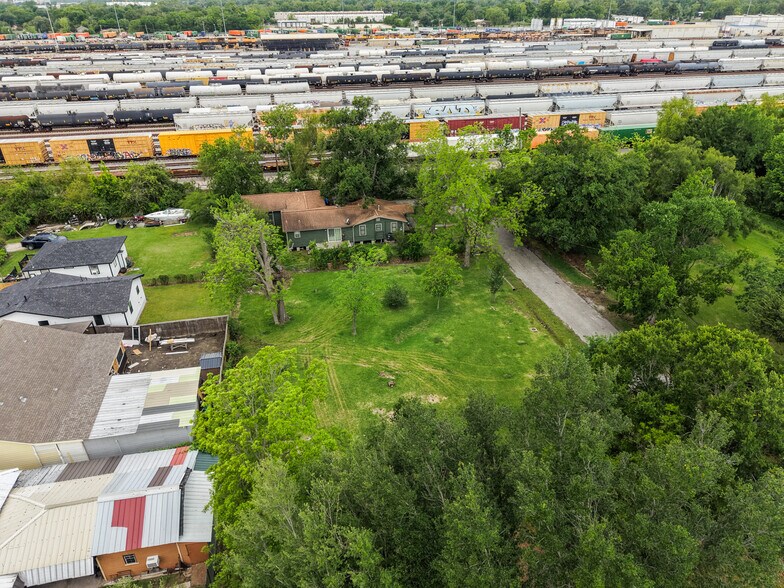 More Photos Of 7702 King St, Houston Land For Sale